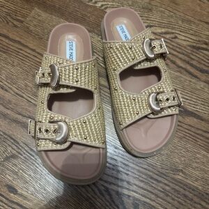 Steve Madden Beige Woven Buckle Sandals Size 7.5